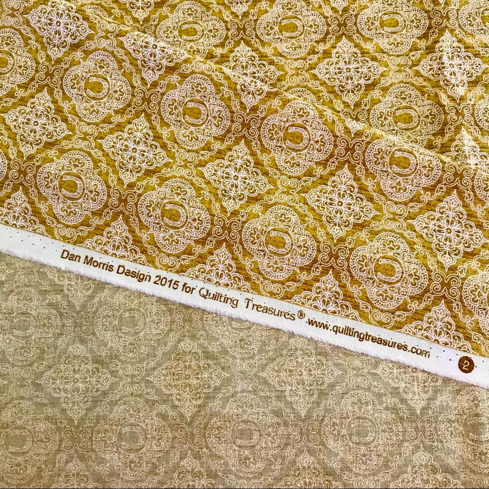 Dan Morris Horseshoe Medallions Straw Fabric